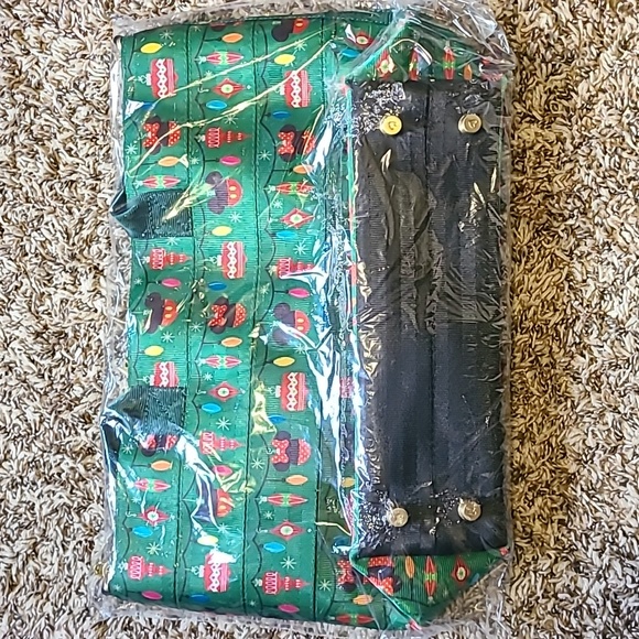 Harveys Disney's Mickey Christmas Medium Streamline Tote - Picture 8 of 10